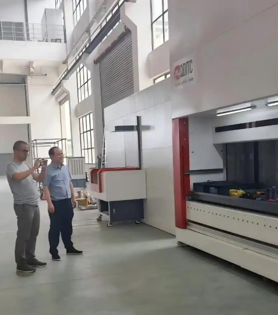 Record of Türkiye AJAN Vice President’s Visit to QDITC Cargo and Storage Equipment Factory